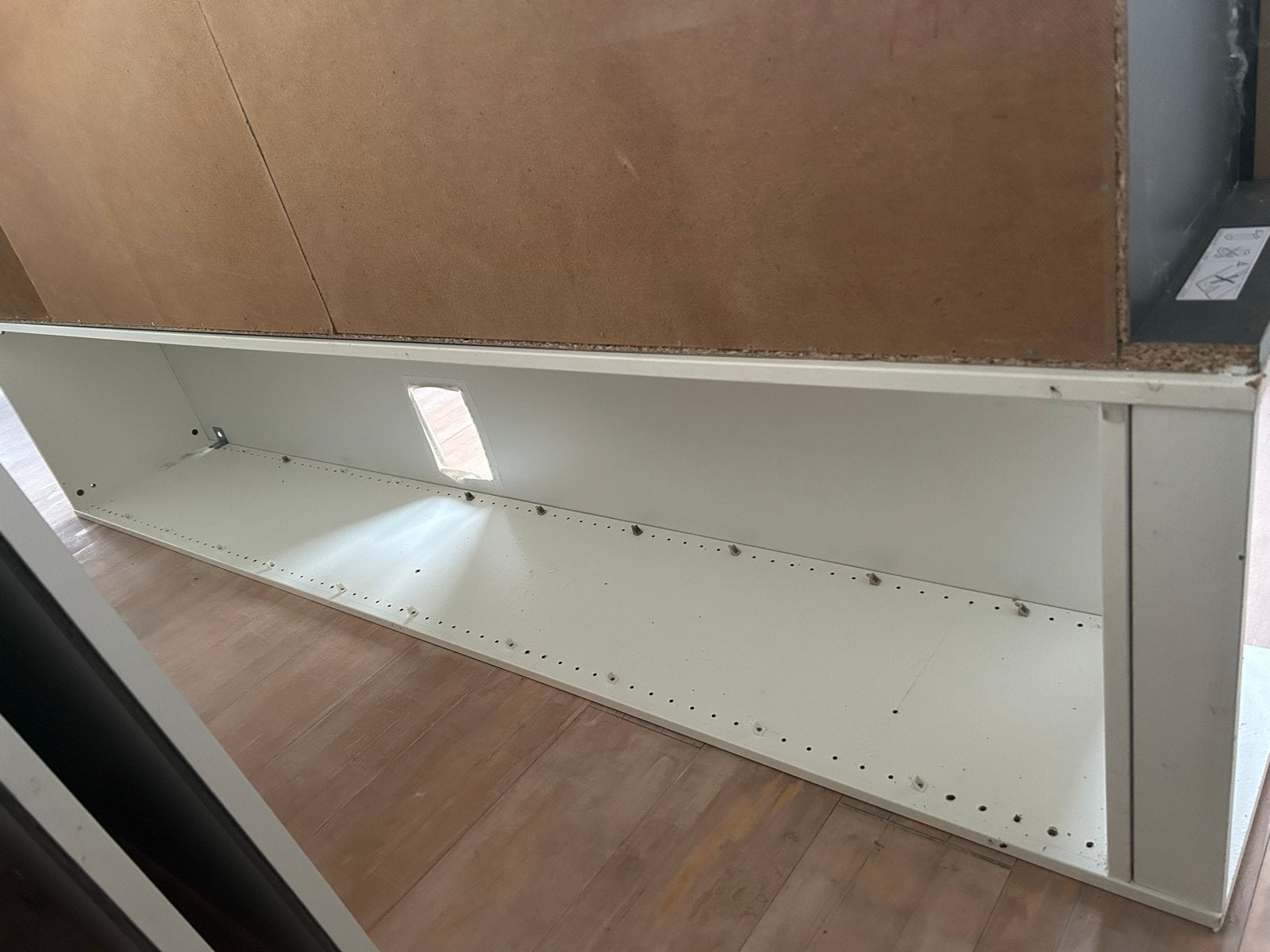 Gratis Ikea Pax Kast 236x37x50 met uitsparingen, Ophalen, Met plank(en), Minder dan 50 cm, Gebruikt