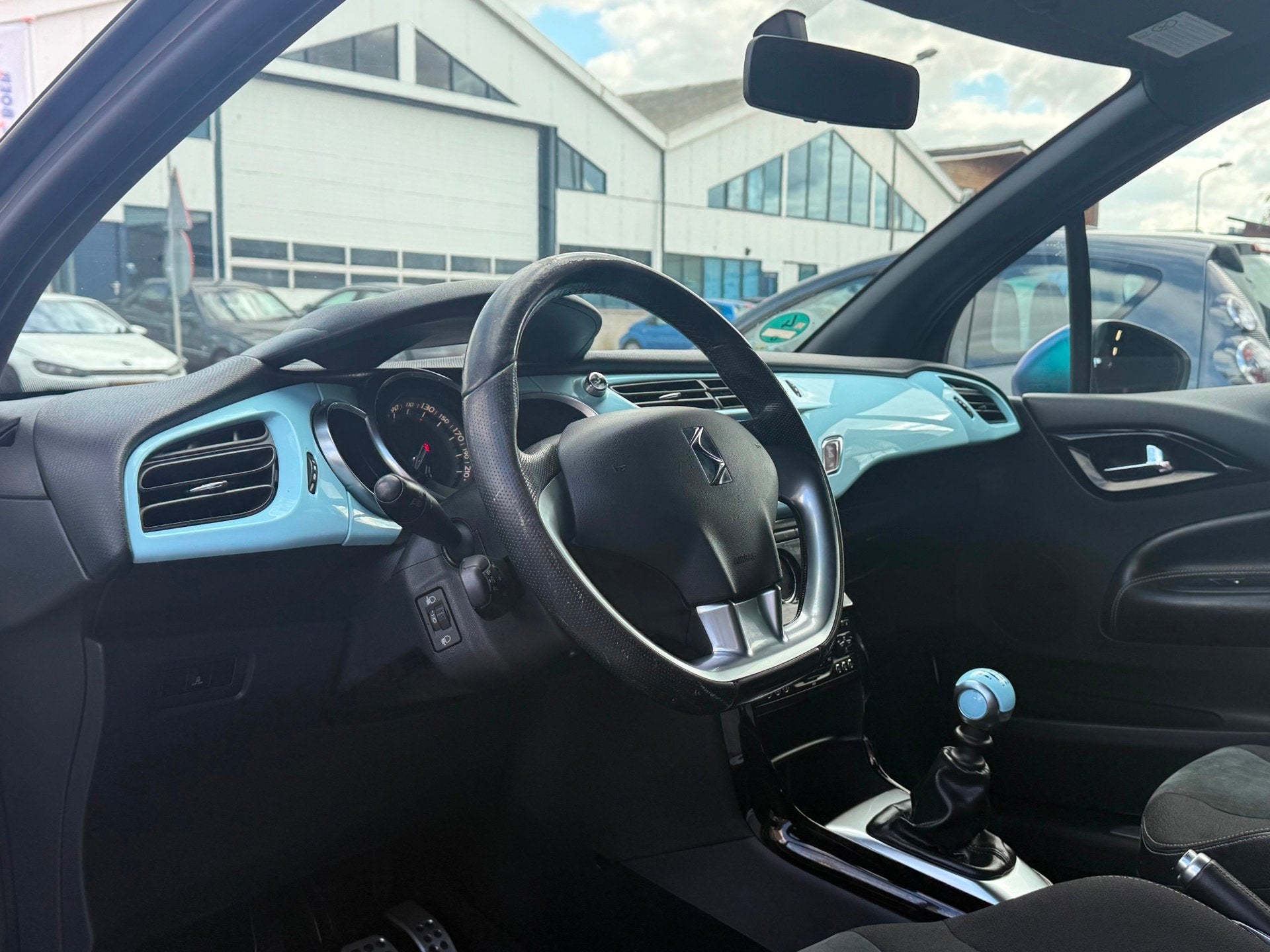 Citroen DS3 1.6 THP Sport Chic|APK|Airco|Cruise control, Auto's, Citroën, Euro 5, Gebruikt, Zwart, Wit