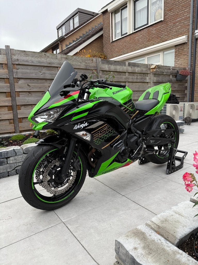 Kawasaki Ninja 650 2020 A2 | Titanium uitlaat |Nieuwe banden, Motoren, 2 cilinders, ABS, Gebruikt, Minimaal motorrijbewijs A2