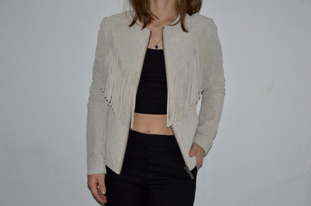 NIEUW: Witte, suède Goosecraft 203 jas met franjes - maat XS, Kleding | Dames, Goosecraft, Wit, Nieuw, Ophalen of Verzenden