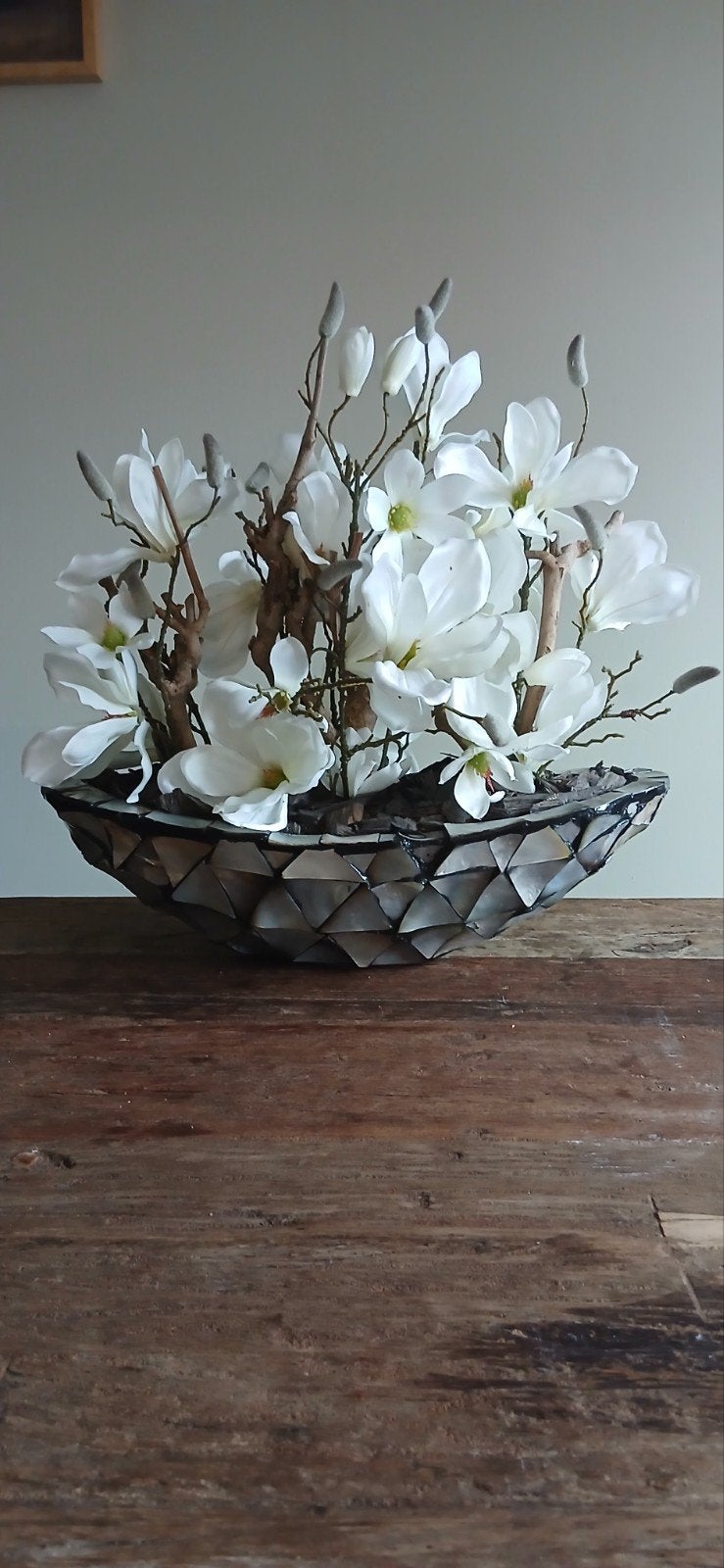Prachtig kunstbloemstuk magnolia in mozaïek schaal, Huis en Inrichting, Ophalen, Binnen, Gebruikt, Met pot of vaas