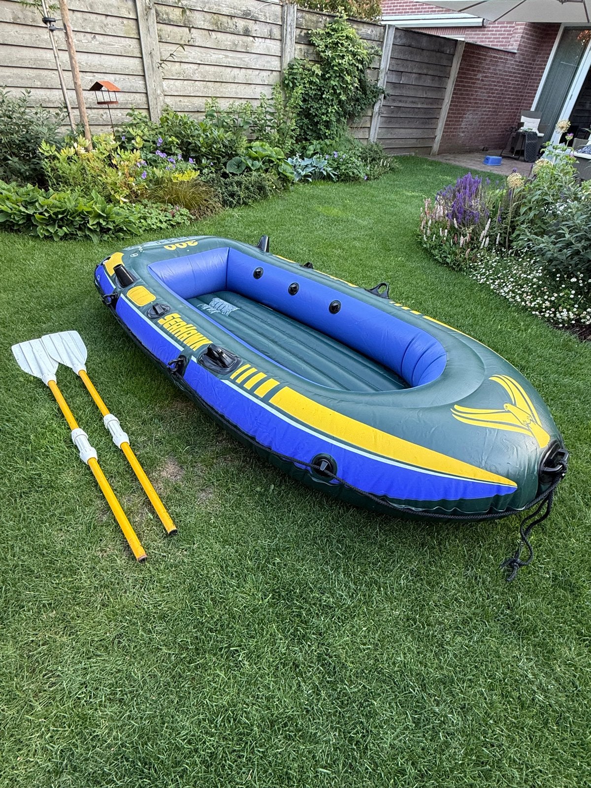 Intex Seahawk 300 Opblaasboot met Peddels, Ophalen, Gebruikt