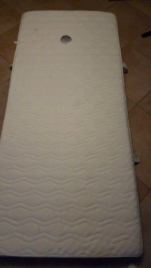 Mooi schoon matras 90x200 koudschuim nog als nieuw, Ophalen, 90 cm, Eenpersoons, Zo goed als nieuw