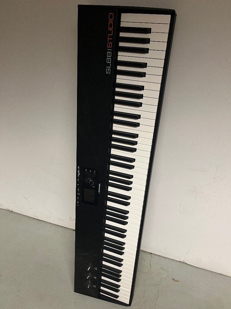Studiologic SL88 STUDIO, Muziek en Instrumenten, Keyboards, 88 toetsen, Zo goed als nieuw, Midi-aansluiting, Ophalen
