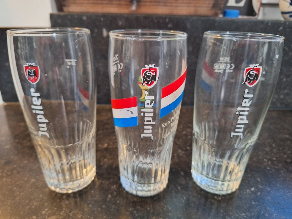 3 x Jupiler bierglazen 25 cl, Ophalen of Verzenden, Zo goed als nieuw, Glas of Glazen, Jupiler