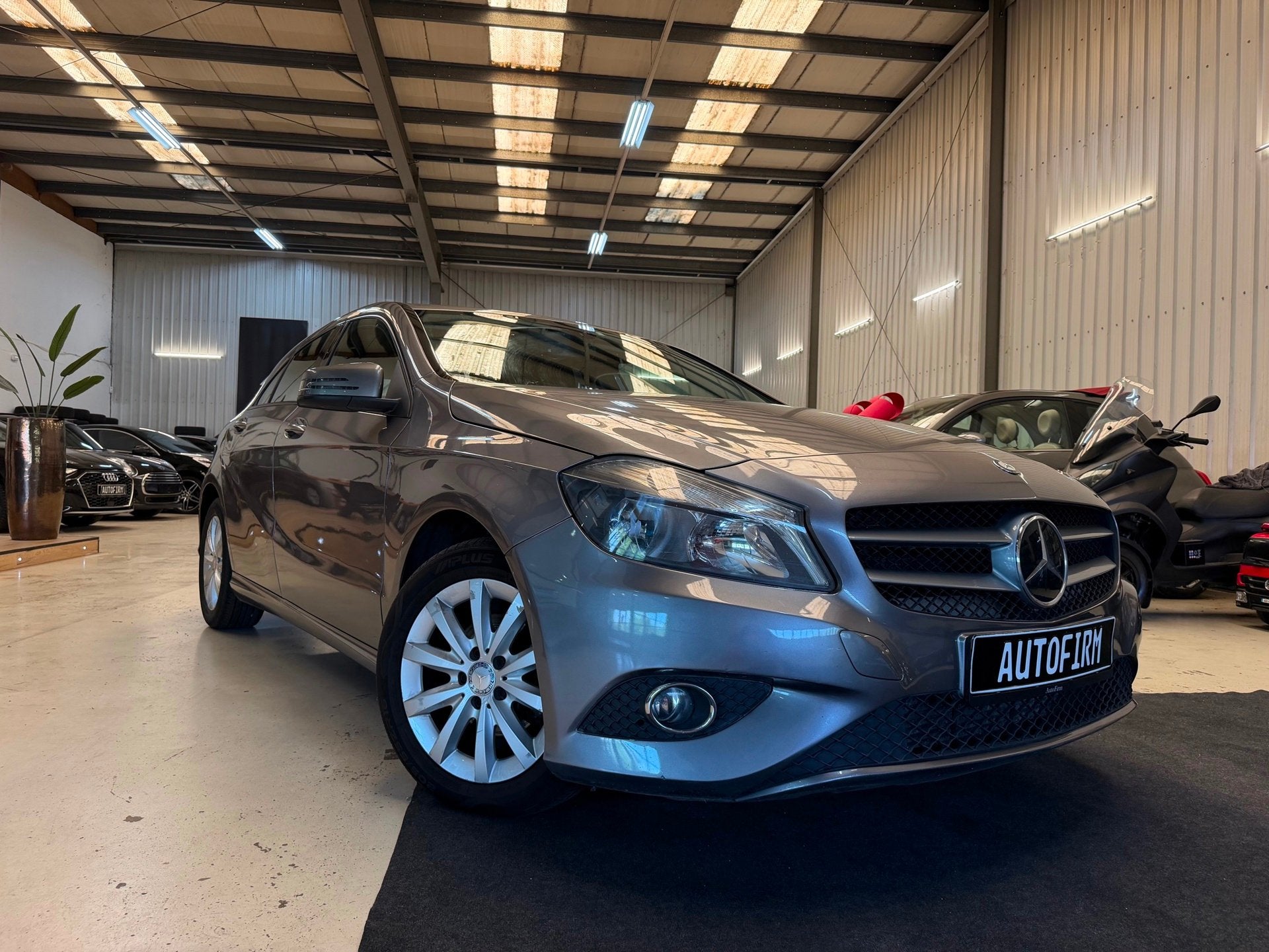 Mercedes-Benz A-klasse Prestige Automaat Cruise Control Navi, Auto's, Voorwielaandrijving, Gebruikt, 4 cilinders, Automatische klimaatregeling