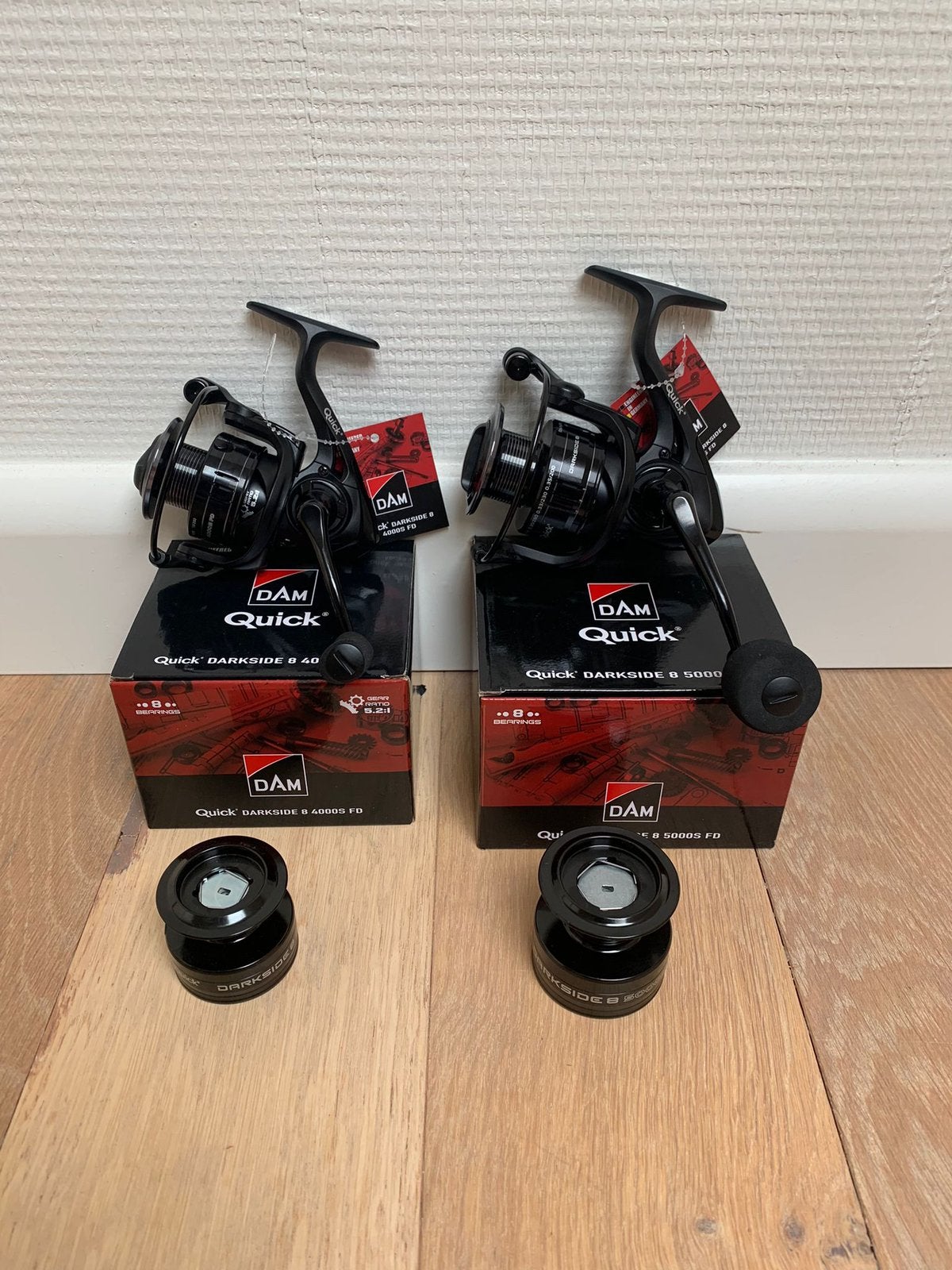 Nieuwe Dam Darkside 1000 - 5000 - 8000 molens, 8 lagers, Watersport en Boten, Hengelsport | Roofvissen, Dam, Molen, Nieuw, Ophalen of Verzenden