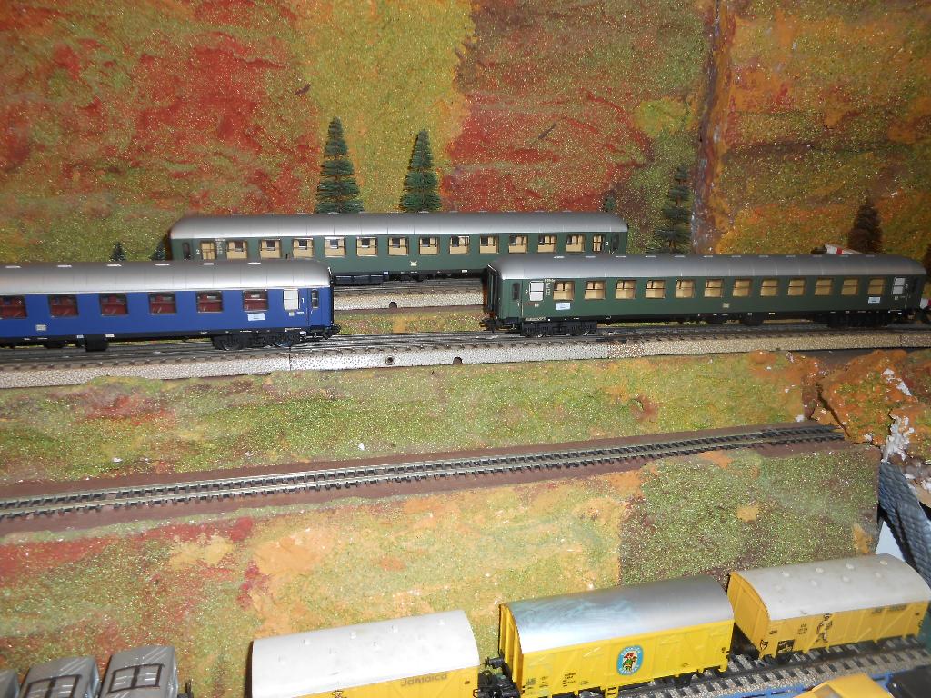 Märklin 43910 1x en 43920 2x,  personentrein DB, Wisselstroom, Treinset, Ophalen of Verzenden, Zo goed als nieuw