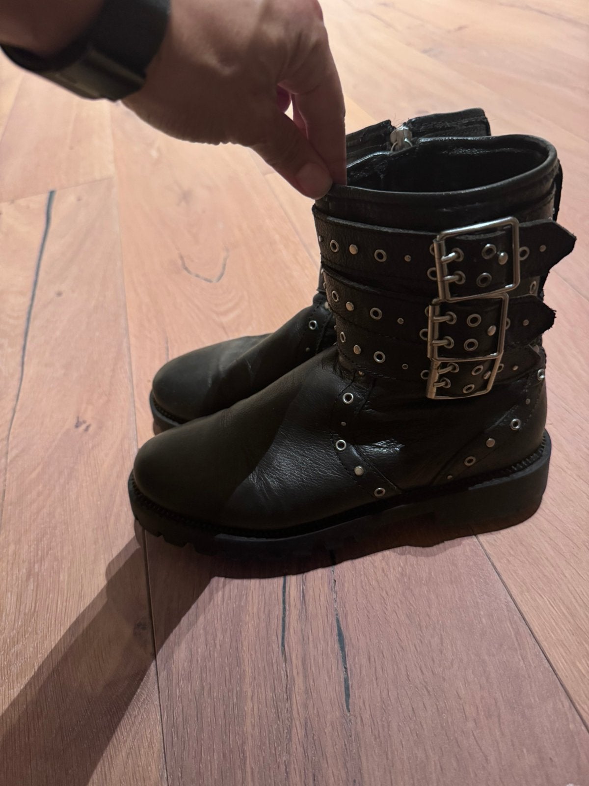 Zara laarzen/boots, Kleding | Dames, Schoenen, Ophalen of Verzenden, Zo goed als nieuw