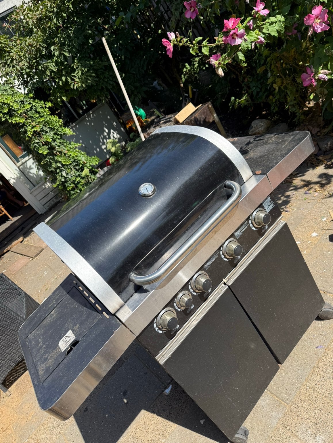 Grote 4-pits gas BBQ met zijbrander, Ophalen, Zo goed als nieuw