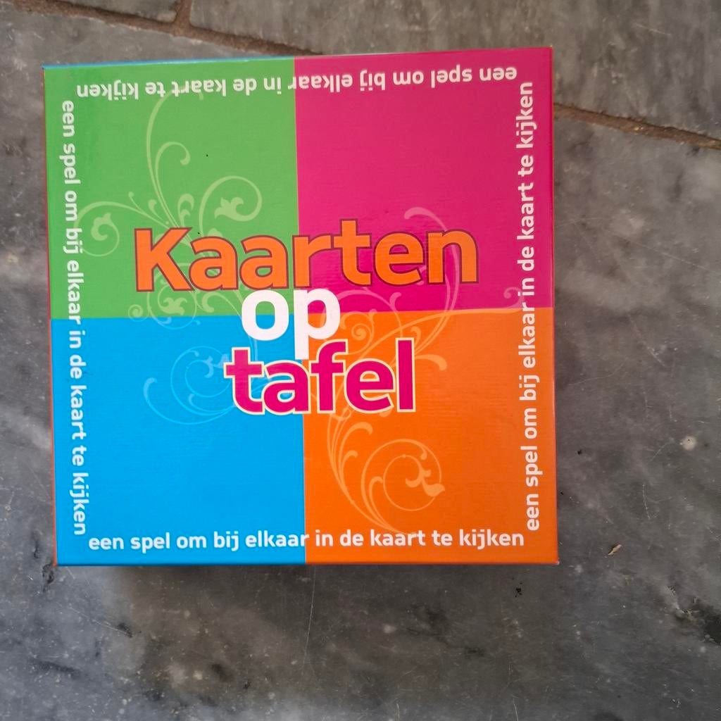 Kaarten op Tafel, Vijf spelers of meer, Ophalen of Verzenden, Zo goed als nieuw, Onbekend