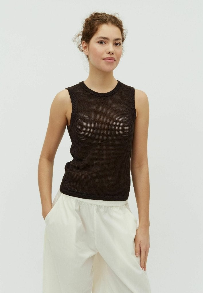 Gaatjes top mbym 38/40, Kleding | Dames, Tops, Maat 38/40 (M), Bruin, Ophalen of Verzenden, Zo goed als nieuw