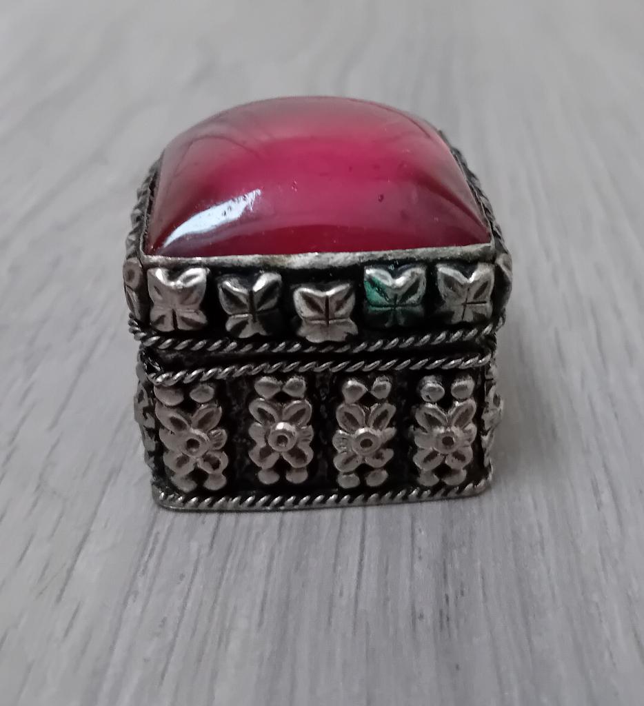 vintage decoratieve snuisterijdoos, gemaakt in india, Antiek en Kunst, Ophalen of Verzenden