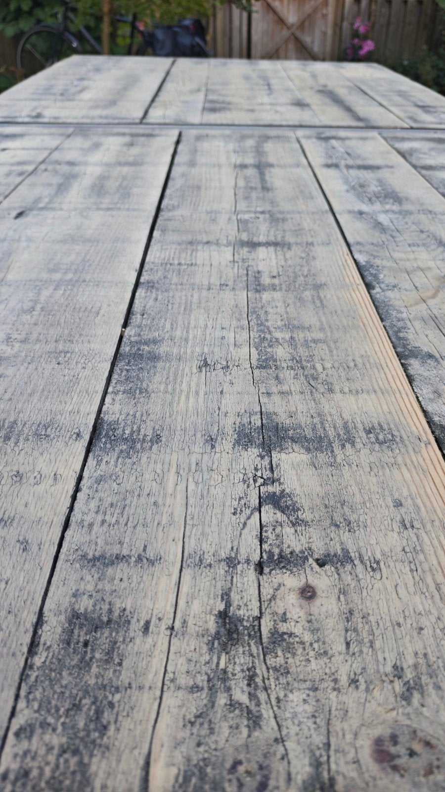 Tafel met stevige houten blad., Ophalen, 75 m² of meer, Laminaat