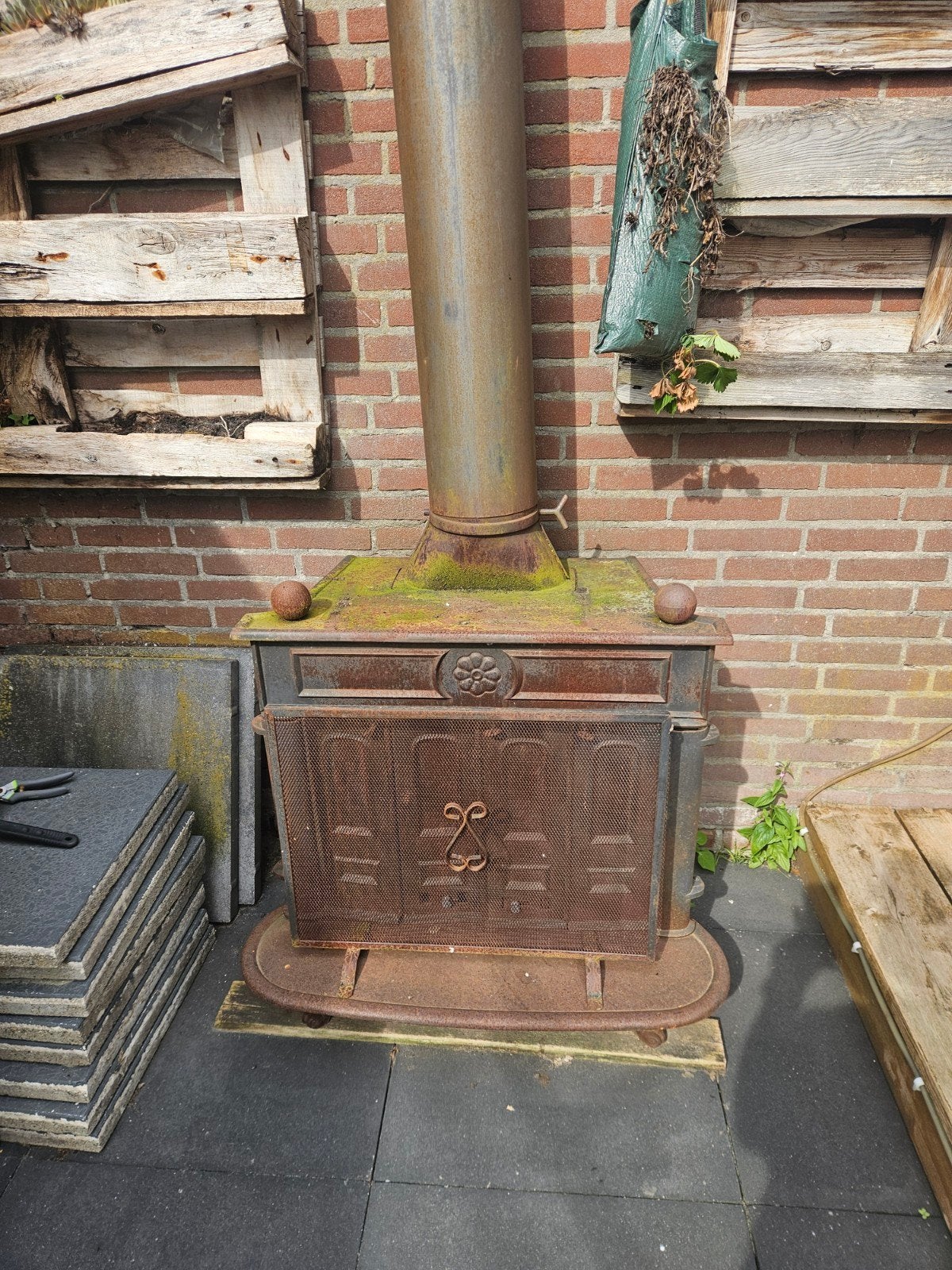 Gietijzeren buitenkachel - Rustieke tuinhaard, Ophalen, Gebruikt, Vrijstaande haard, Houthaard