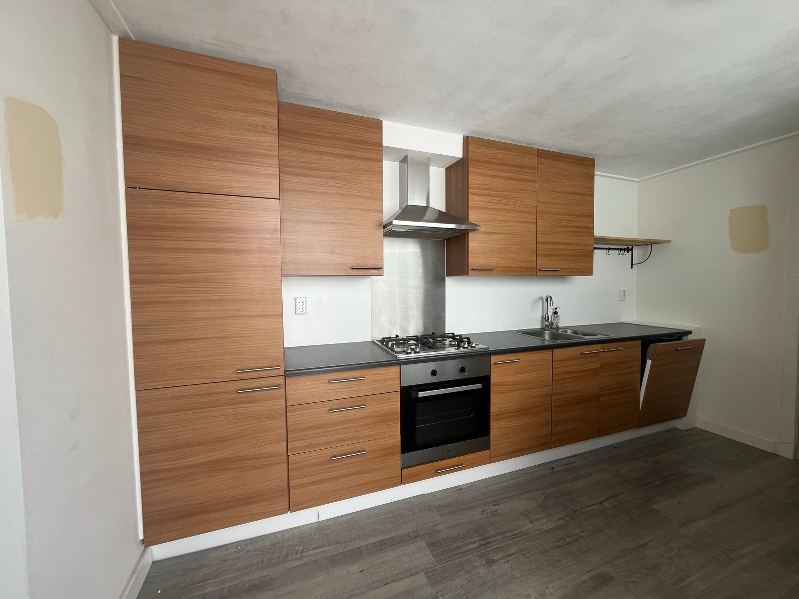 Complete Bruynzeel Keuken met Apparatuur en Ombouw Koelkast, Ophalen, Gebruikt, Overige materialen, Bruin
