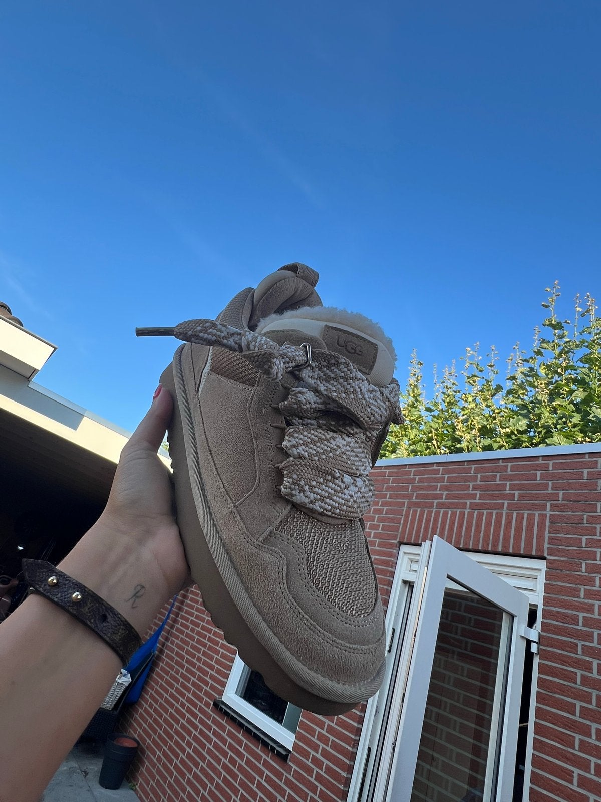 UGG Sneakers Beige Maat 38 - Zo goed als nieuw, Ophalen of Verzenden, Zo goed als nieuw, Beige, Sneakers of Gympen
