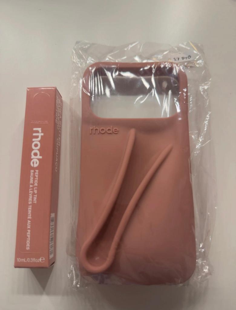 Iphone 17 pro rhode hoesje met lipgloss, Ophalen of Verzenden, Nieuw, Roze, Lippen