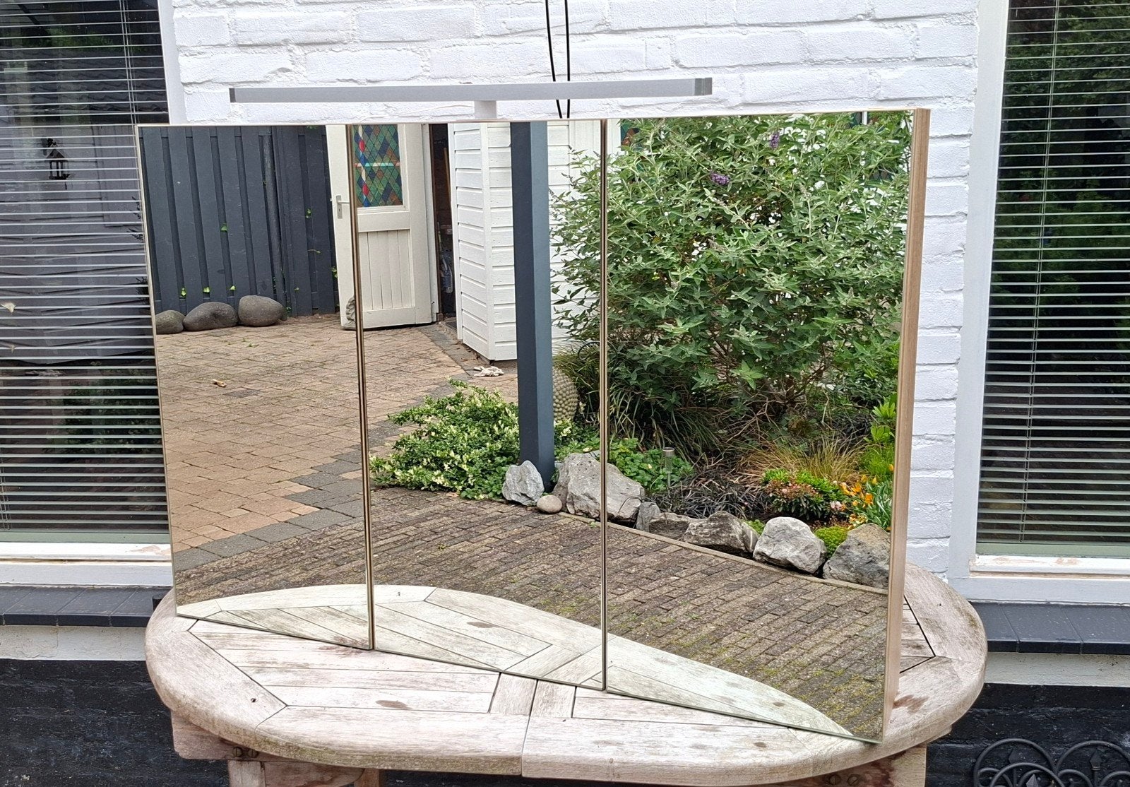 Zeer net badkamerkastje met spiegels en verlichting., Ophalen, Overige typen, Zo goed als nieuw, Minder dan 100 cm
