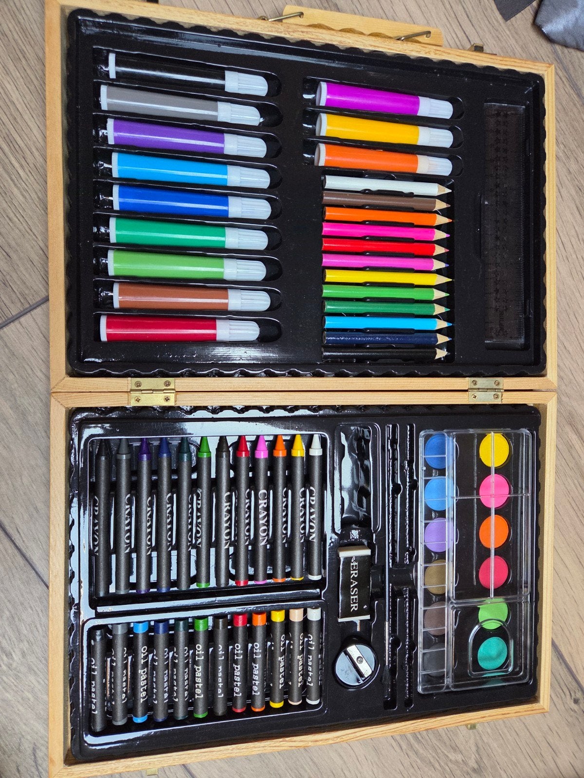 kist met knutselspullen/ tekenspullen, Ophalen of Verzenden, Nieuw, Potlood of Stift
