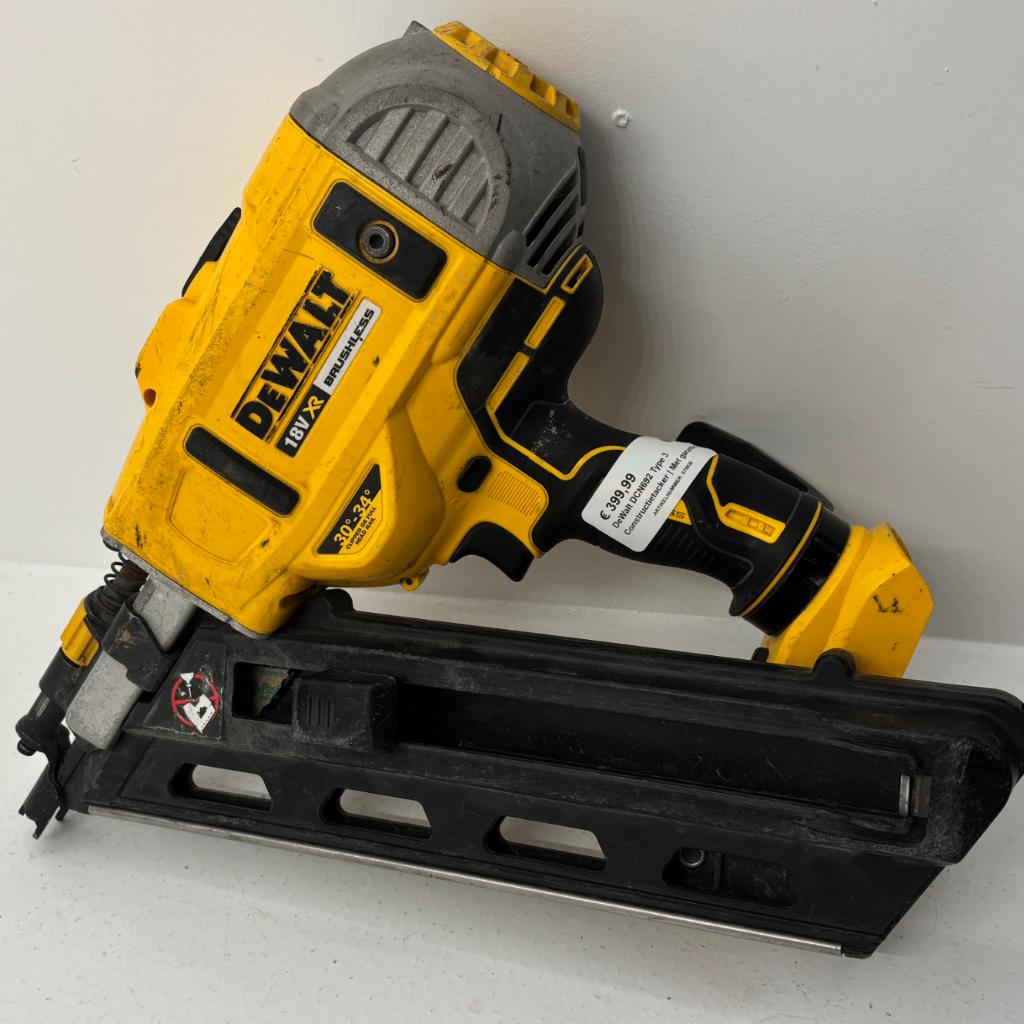 DeWalt DCN692 Type 3 Constructietacker | Met garantie, Gebruikt, Dordrecht@usedproducts.nl, Toulonselaan 72, Ophalen of Verzenden