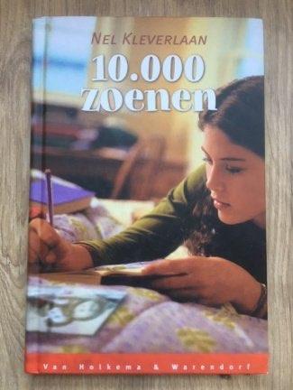 10.000 zoenen - Nel Kleverlaan, Verzenden, Gelezen, Fictie