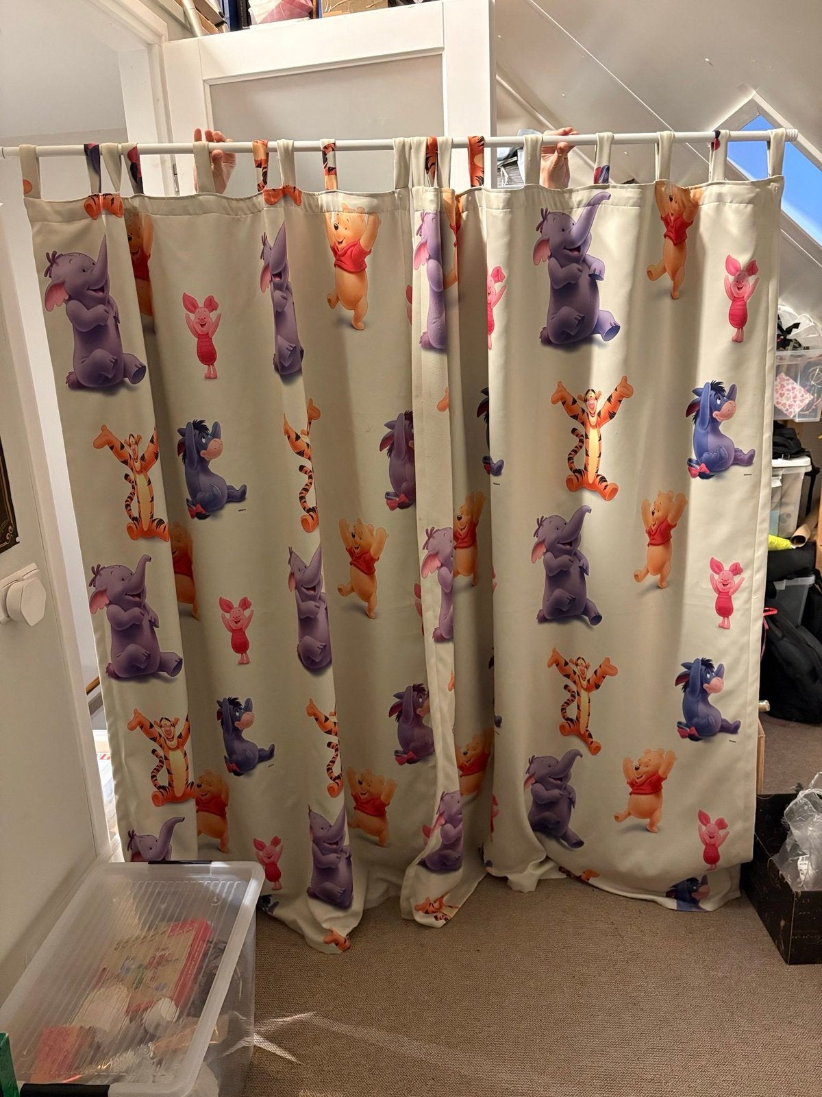 Gordijnen Winnie de Pooh plus roede, 2x133 cm, Ophalen of Verzenden, Zo goed als nieuw, 200 cm of meer