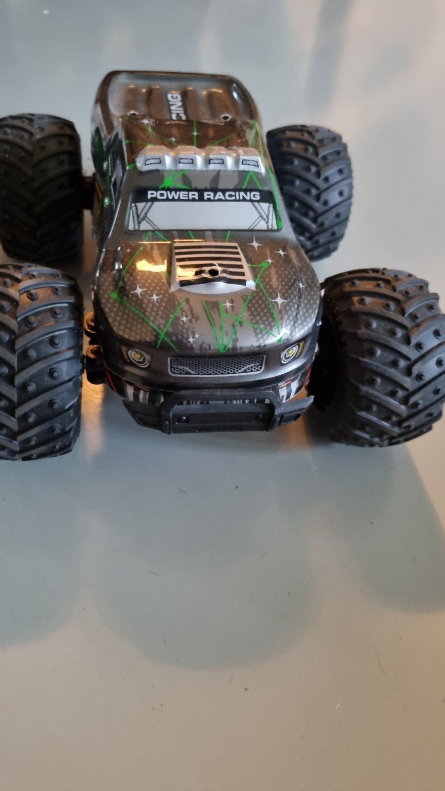 RC Monster Truck met Afstandsbediening, Elektro, Auto offroad, Ophalen of Verzenden, Zo goed als nieuw