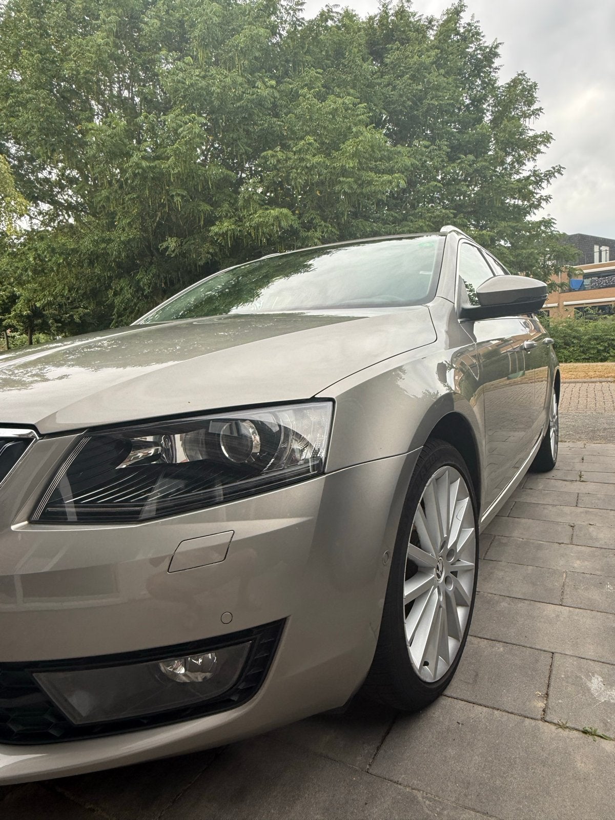 Skoda Octavia 1.4 TSI Greentech 150pk Dsg-7 2016 Geel, Zwart, 1192 kg, Particulier, 149 pk