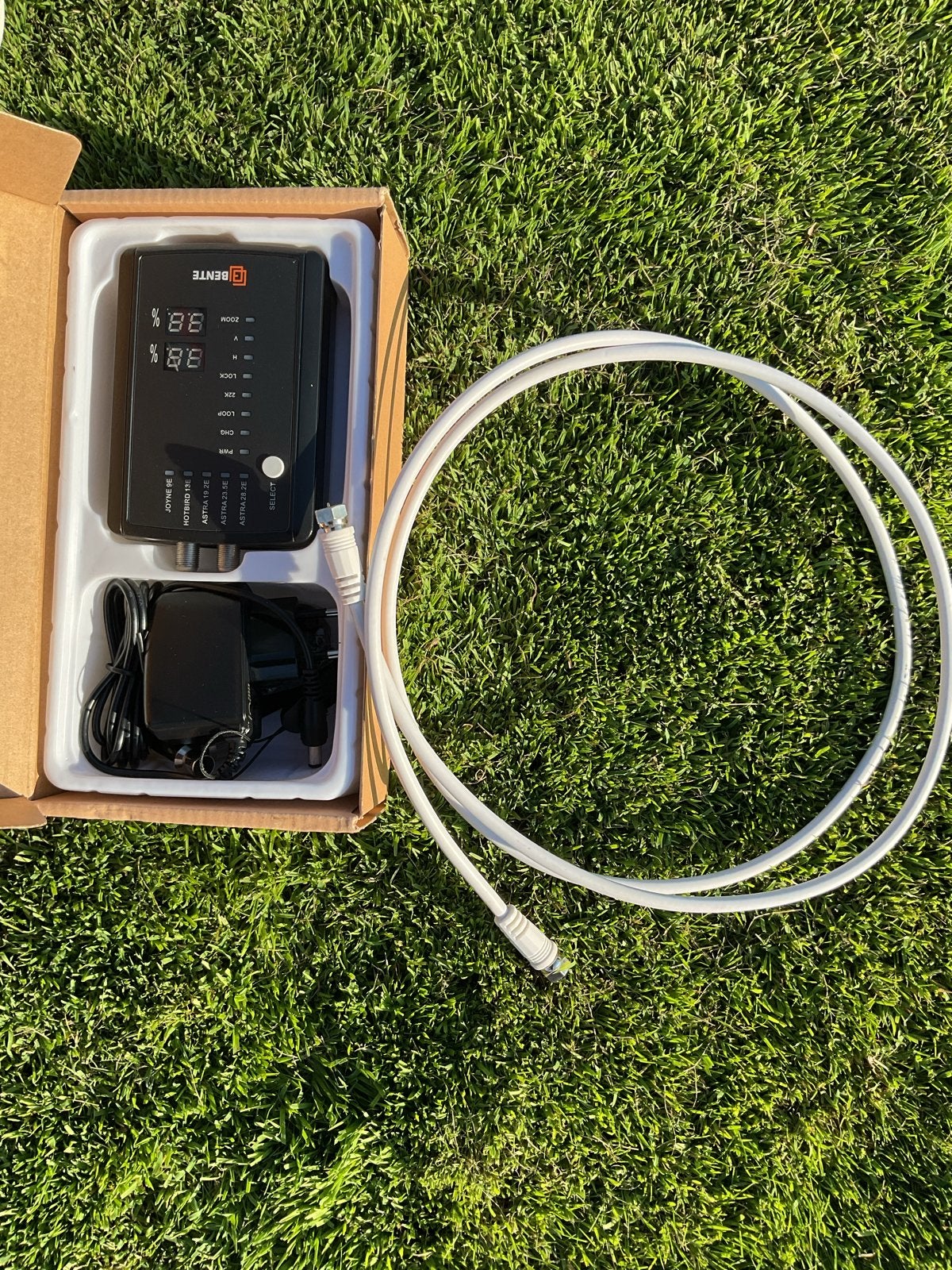 BENTE Satelliet Finder - Nieuw in doos, Ophalen of Verzenden, Nieuw, (Schotel)antenne-accessoires, Overige merken