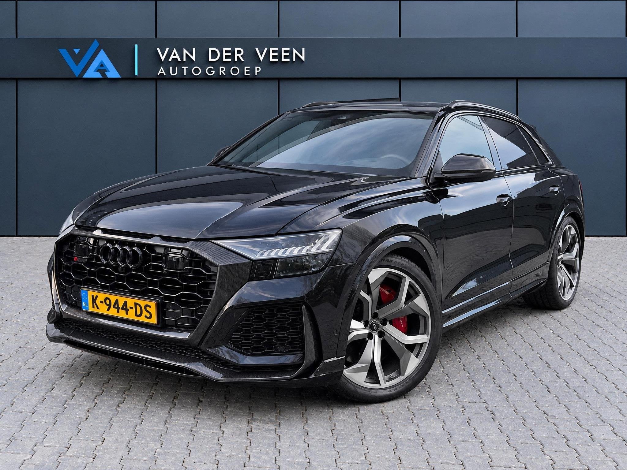 Audi Q8 4.0 TFSI RS Q8 quattro 600pk | Keramische remschijve, Auto's, Automaat, Gebruikt, Zwart, 156 €/maand