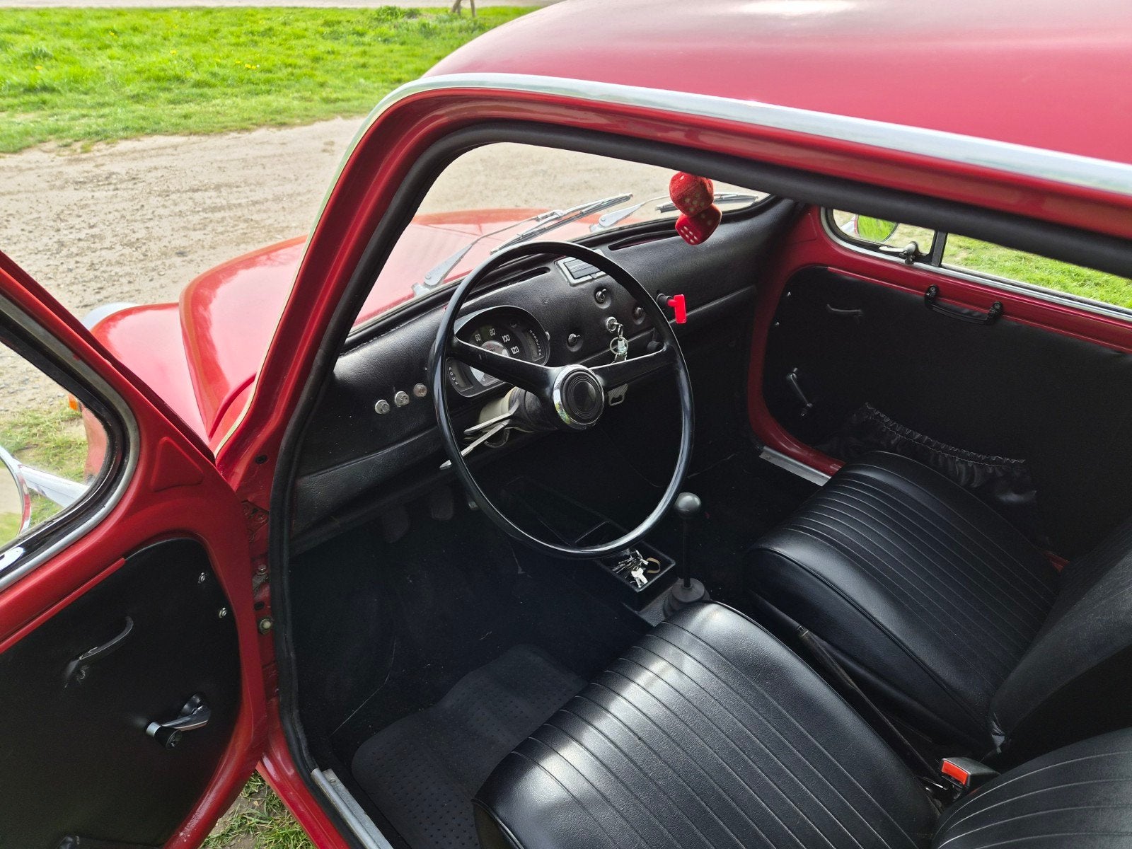 Fiat 1973 Rood, foto 1