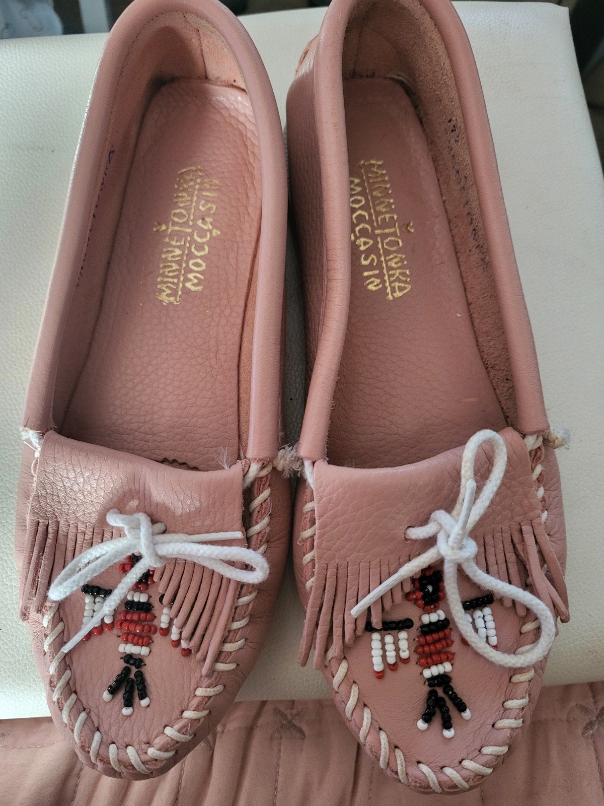 roze Minnetonka maat 39 instapper, Verzenden, Instappers, Nieuw, Minnetonka