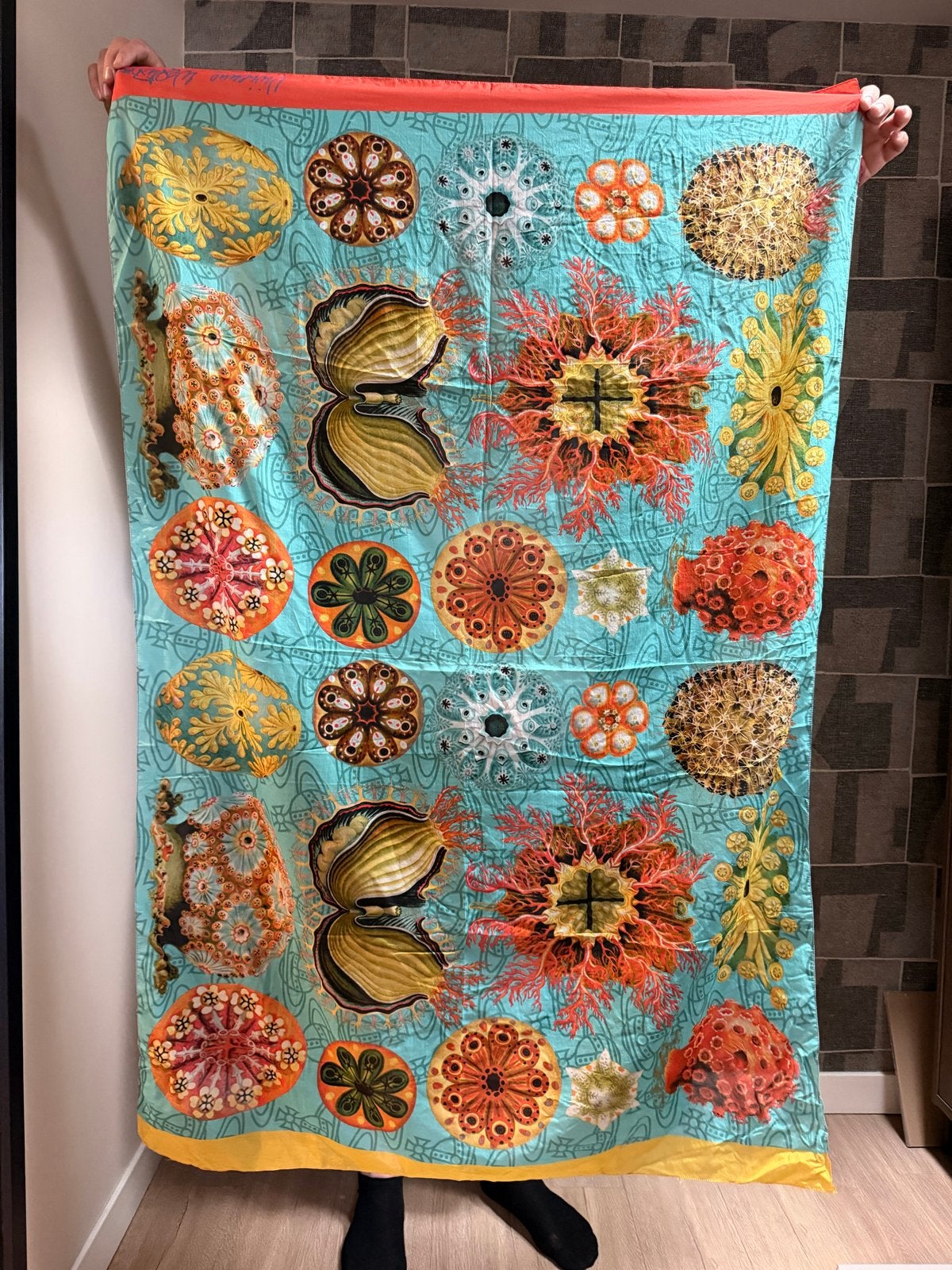Vivienne Westwood Ocean Sjaal 150x100cm, Kleding | Dames, Ophalen of Verzenden, Gedragen, Maat 46/48 (XL) of groter, Sjaal