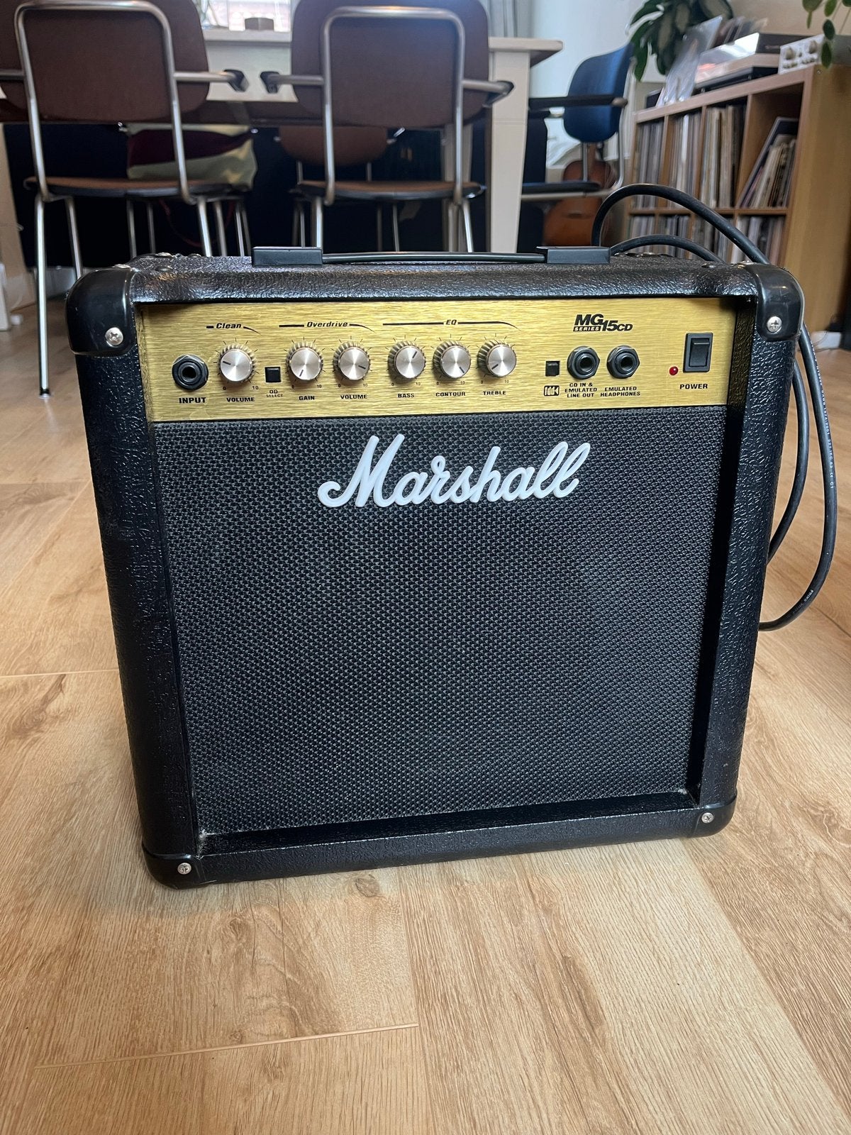 Marshall MG15CD Gitaarversterker, Muziek en Instrumenten, Ophalen, Zo goed als nieuw, Gitaar, Minder dan 50 watt