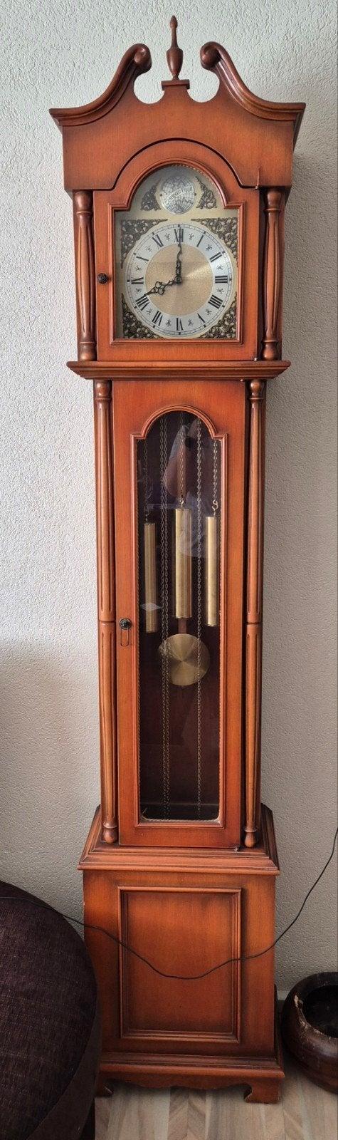 Klassieke mechanische staande klok, Ophalen