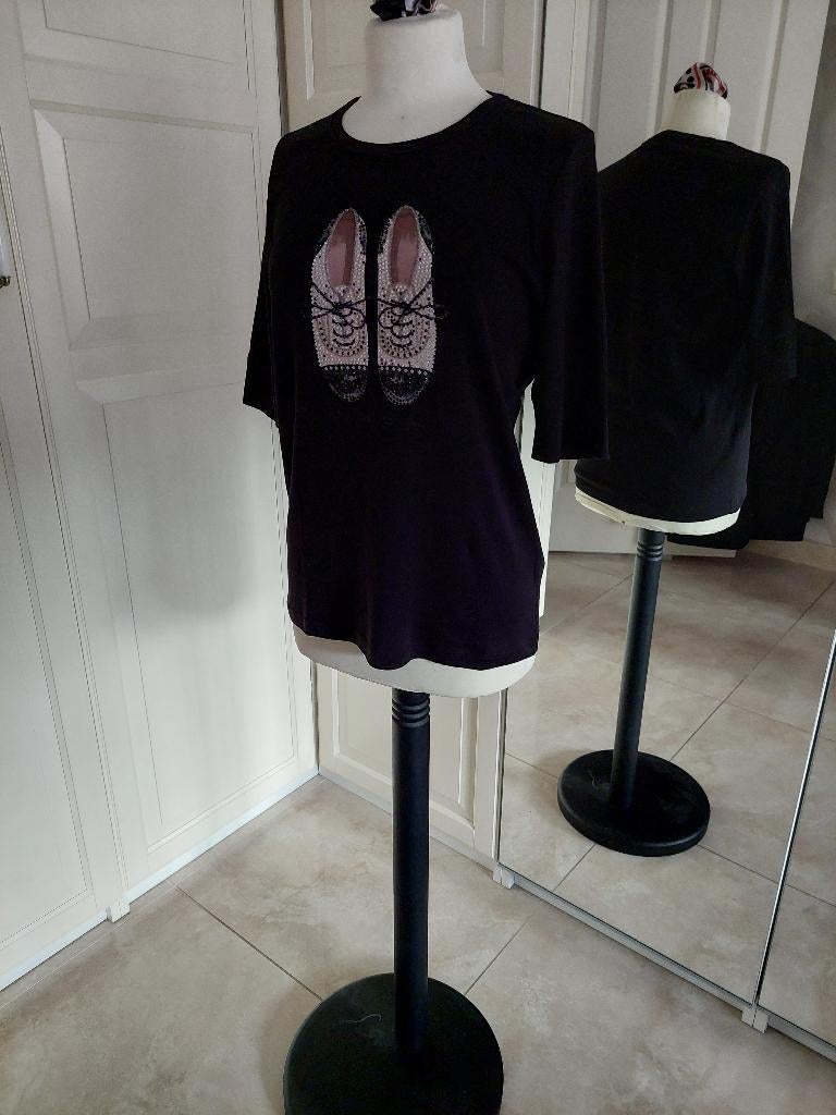 top Margittes maat 40, Kleding | Dames, Tops, Zo goed als nieuw, Maat 38/40 (M), Zwart, Korte mouw, Ophalen of Verzenden