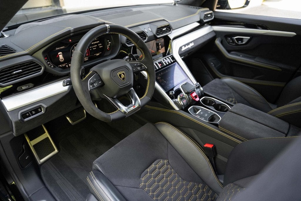 Lamborghini Urus 4.0 V8 B&O 3D PPF Alcantara Keramisch 23", Auto's, Lamborghini, Automaat, Urus, Gebruikt, Zwart