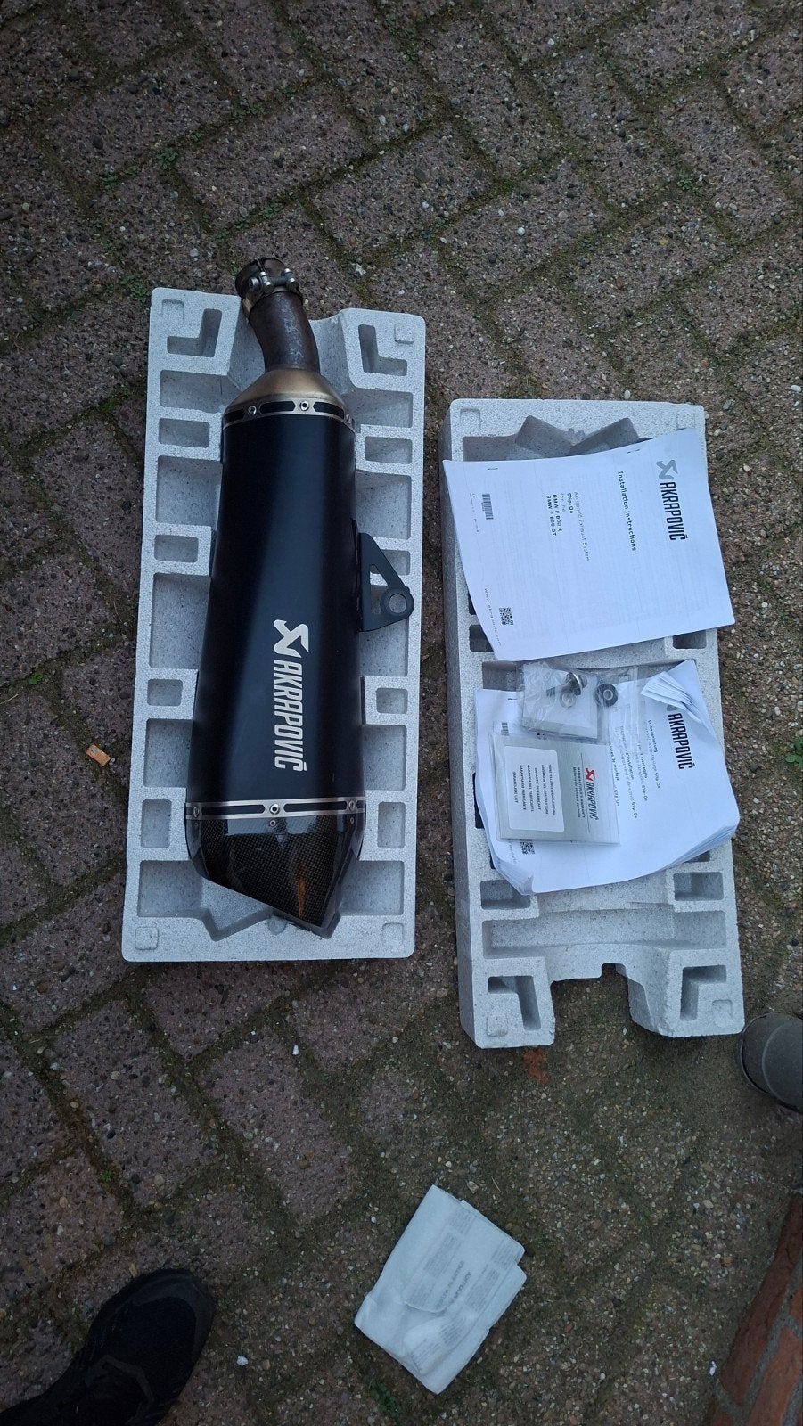 Akrapovic uitlaatdemper - Carbon/Zwart, Ophalen, Gebruikt
