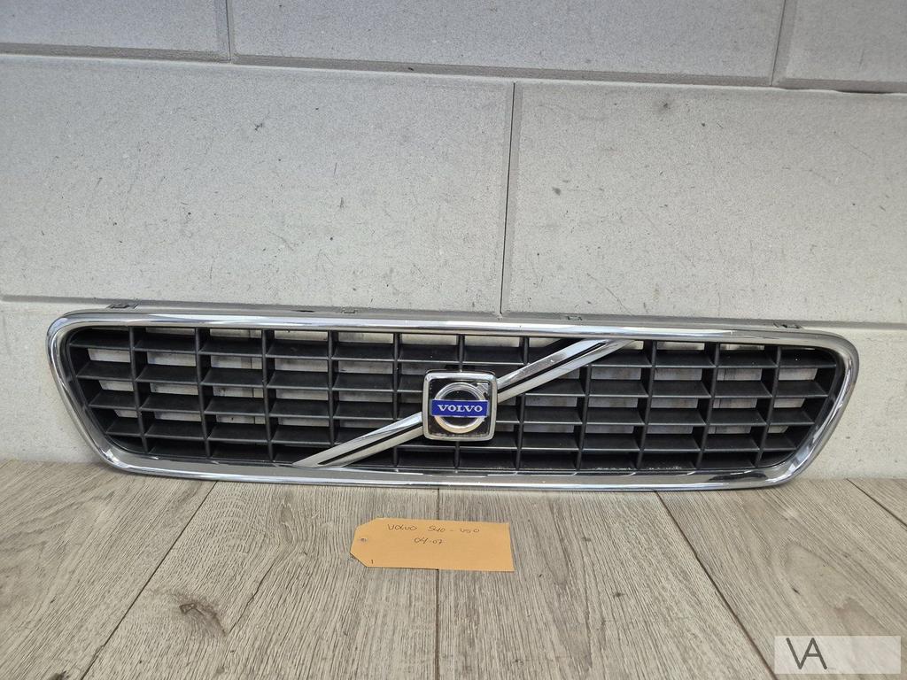 Volvo S40 en V50 2004 - 2007 blokjesgrille grille €100 mooi, Gebruikt, -, -, Ophalen of Verzenden