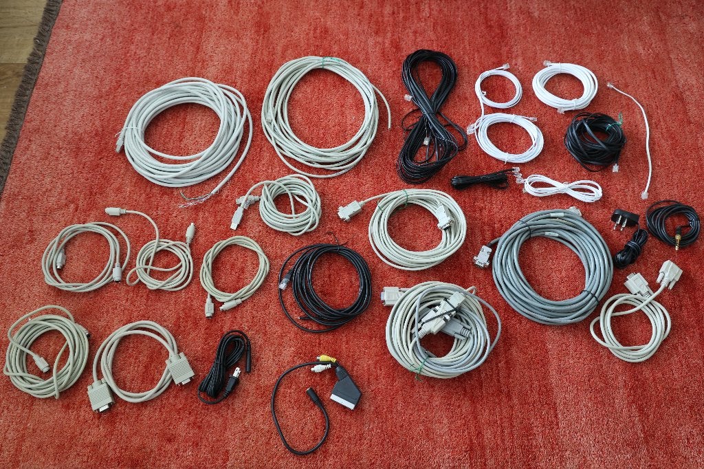 Diverse van alles en nog wat kabels koopje (zie alle fotos), Ophalen of Verzenden, Gebruikt, Minder dan 2 meter, Overige kabels