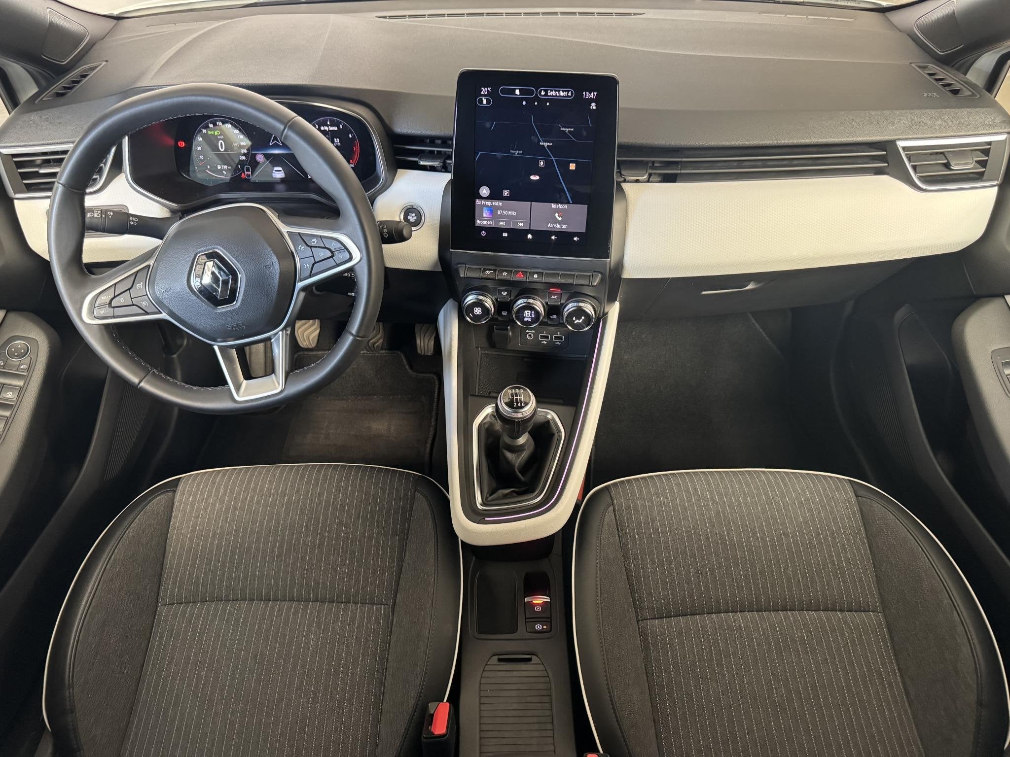 Renault Clio 1.0 TCe 90 Techno | Apple CarPlay / Android Aut, Auto's, Gebruikt, Met garantie (alle), Leder en Stof, Bedrijf