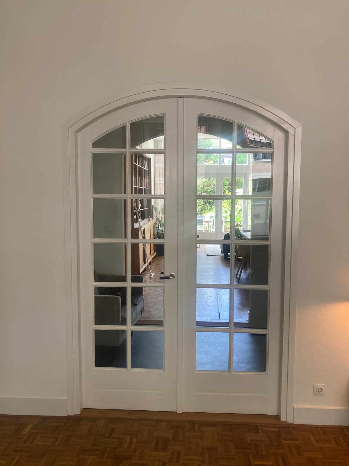 Binnenpui met getoogde deuren en kleine ruitjes, Ophalen, Gebruikt, Hout, Binnendeur