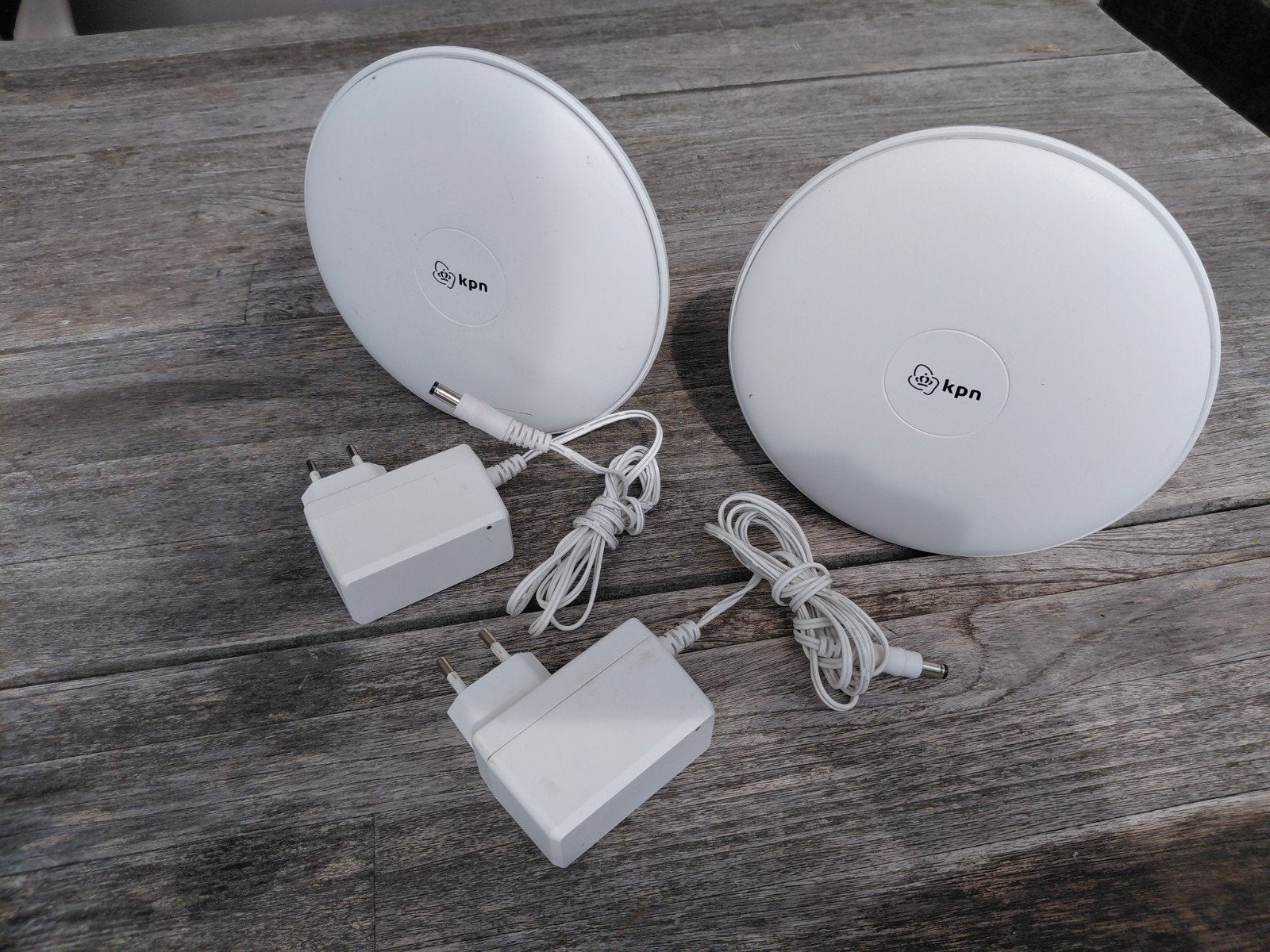 KPN SuperWifi punten (2 stuks) met adapters, Ophalen of Verzenden, Gebruikt, Router, KPN