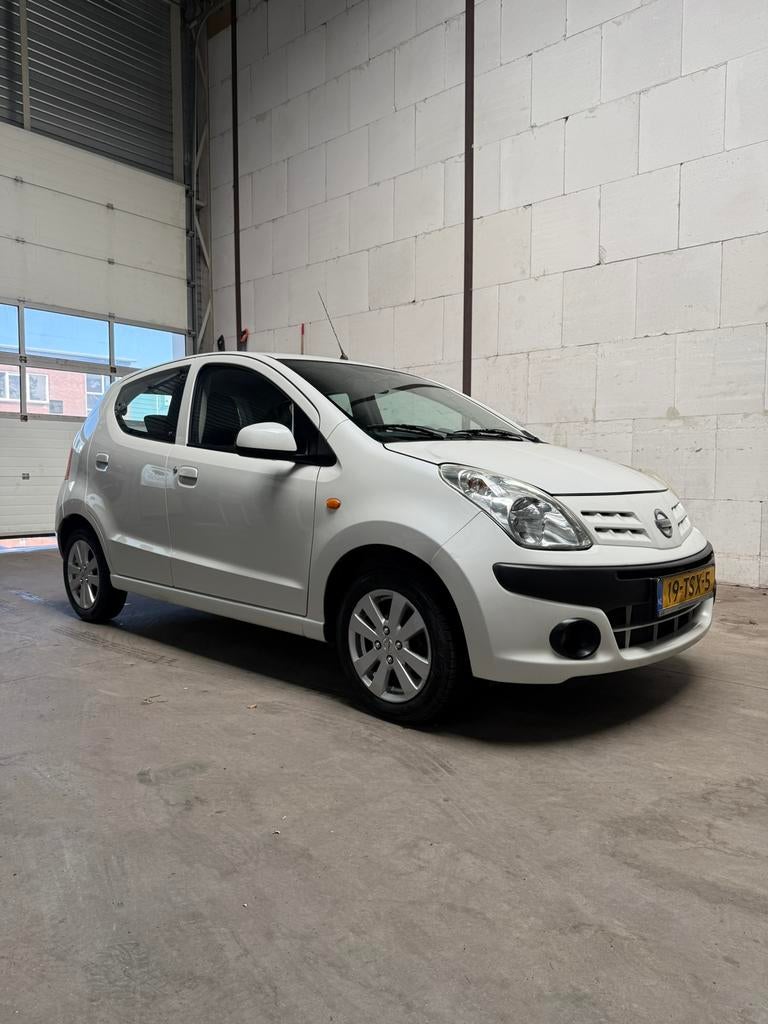Nissan Pixo