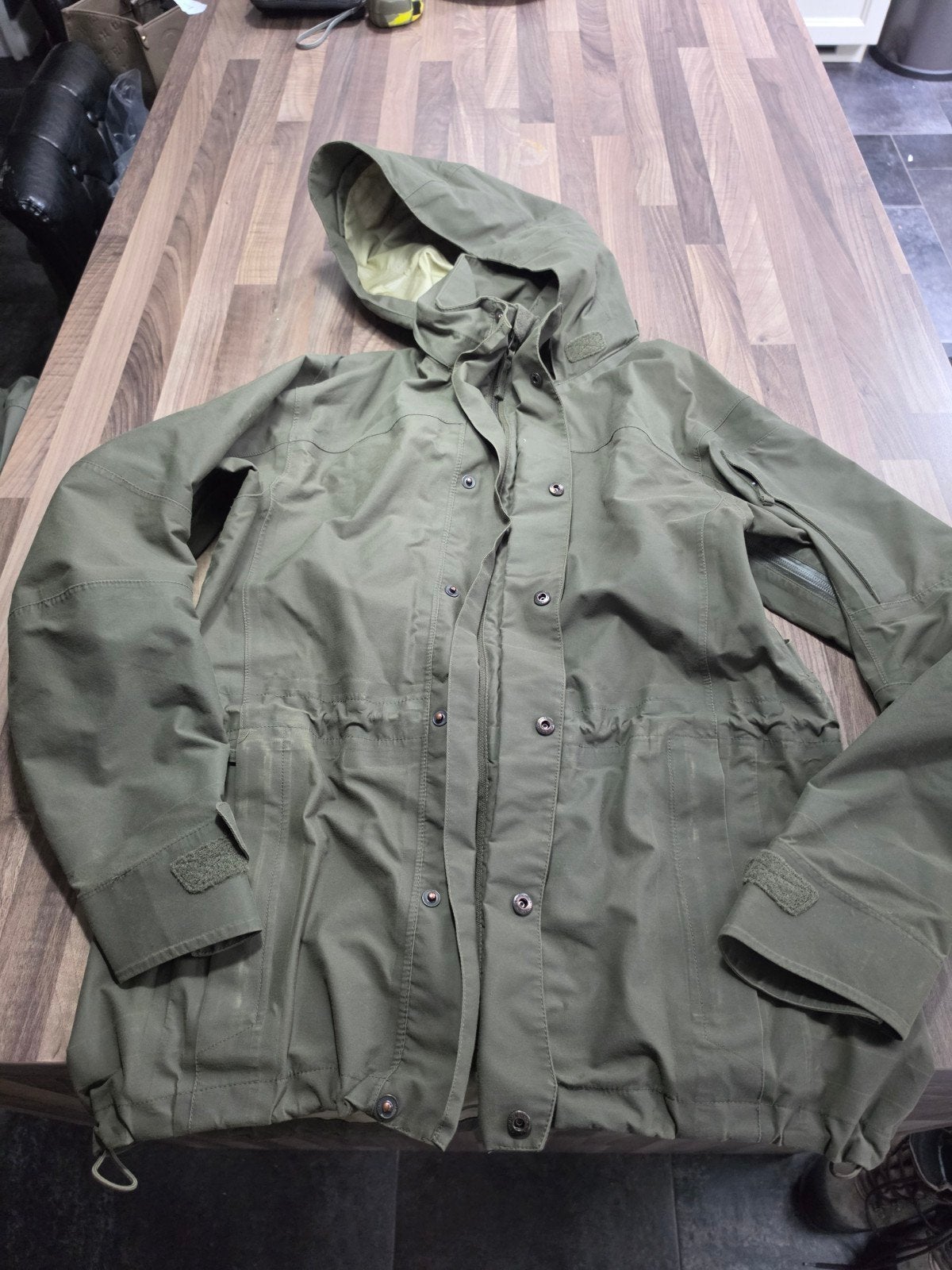 Carinthia Gore-Tex Jas - Licht Gebruikt, Ophalen of Verzenden, Carinthia, Gedragen, Groen