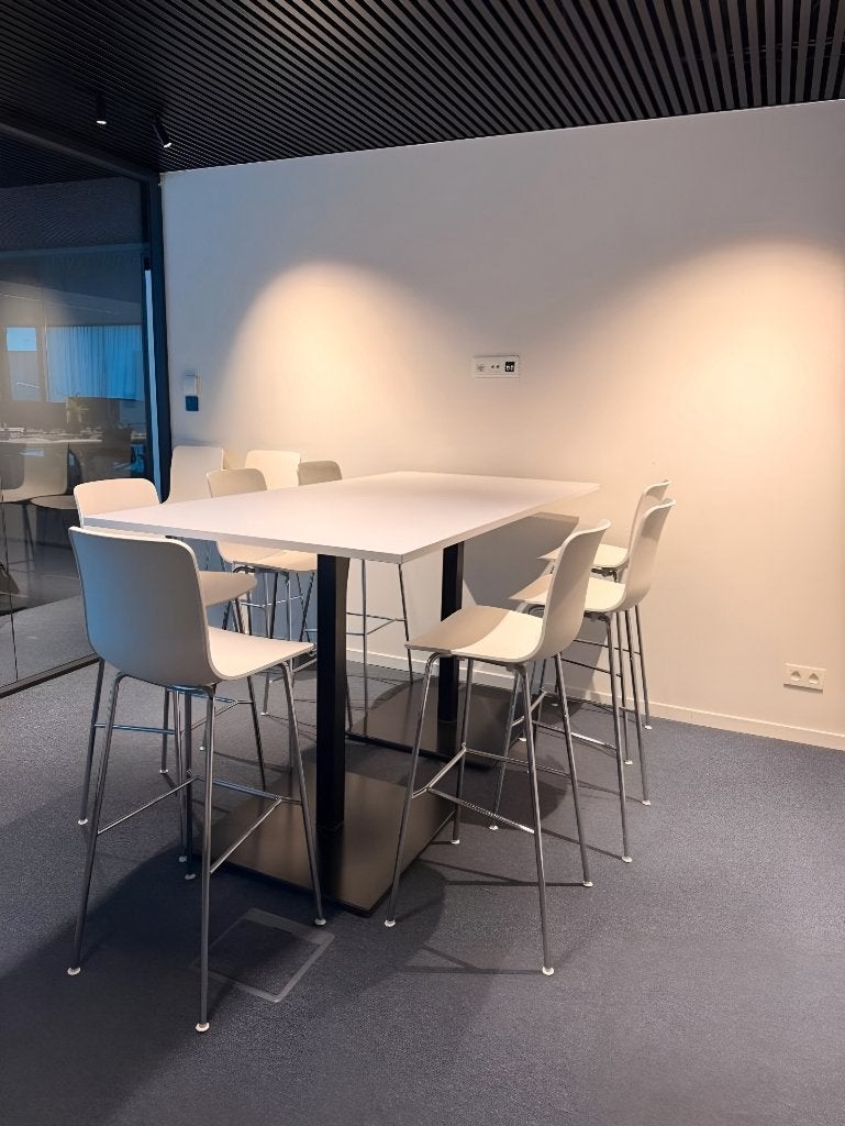 Vitra HAL RE Stoel High - 9 stuks - Jasper Morrison, Wit, Ophalen of Verzenden, Zo goed als nieuw, Vitra arco bert plantagie moooi ligne roset pastoe leolux jori