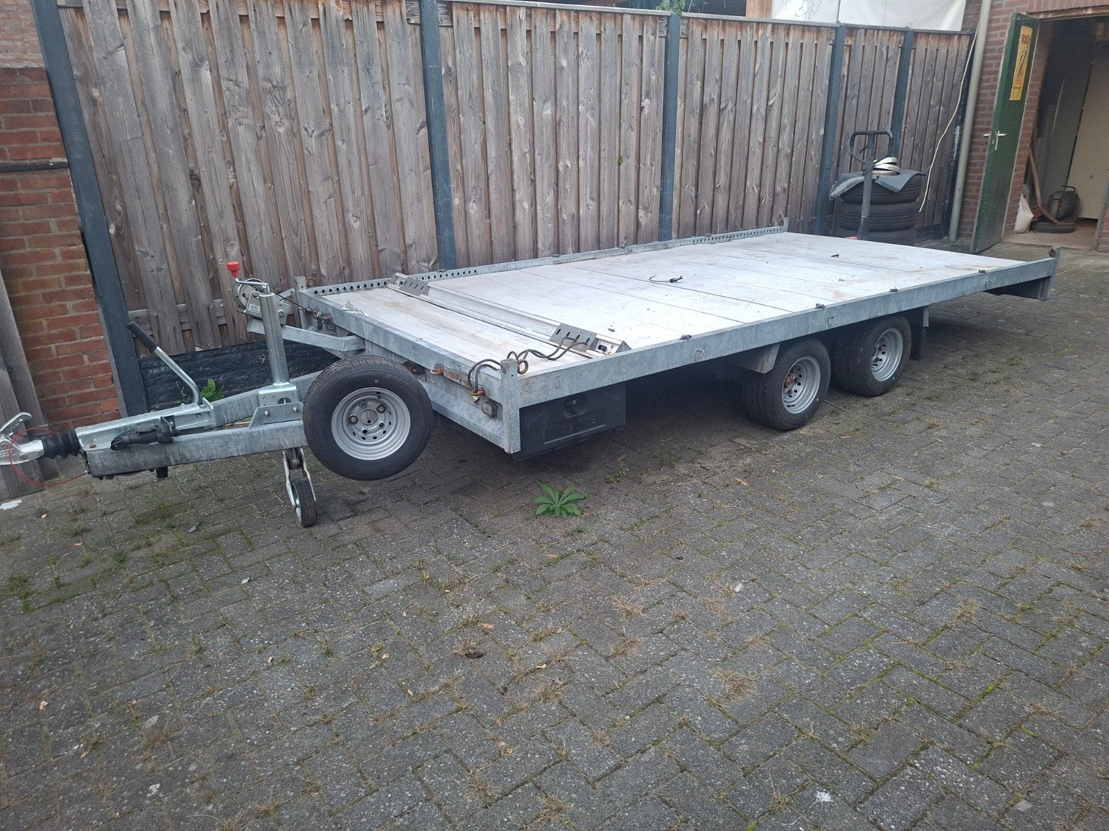 anssems autoambulance 3000kg met veel nw onderdelen, Ophalen, Gebruikt