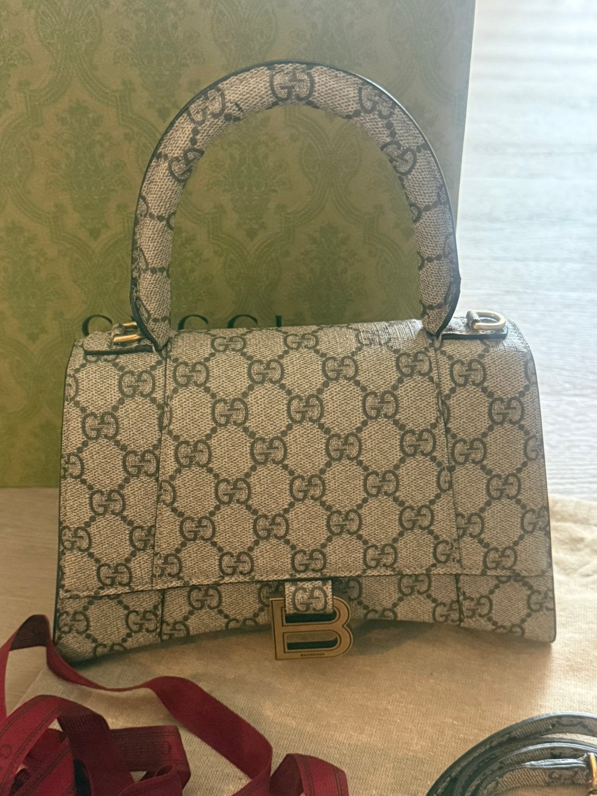 Balenciaga ~ Gucci The Hacker Project Hourglass Bag, Ophalen of Verzenden, Zo goed als nieuw, Zwart