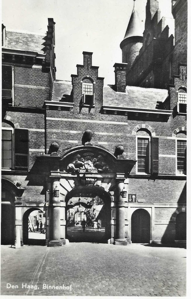 Den Haag- -Binnenhof., Ophalen of Verzenden, 1940 tot 1960, Gelopen, Zuid-Holland